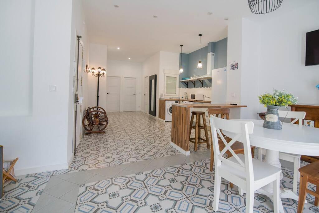 Cozy Flat In City Center Feel The Vibe Selfcheckin 발렌시아 외부 사진