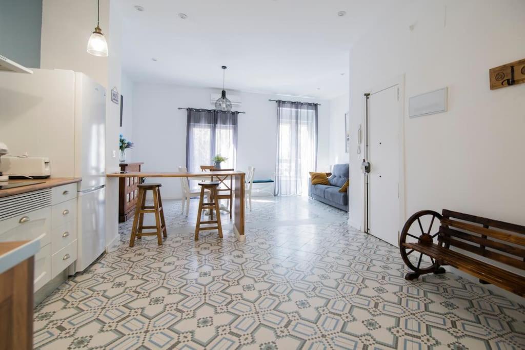 Cozy Flat In City Center Feel The Vibe Selfcheckin 발렌시아 외부 사진